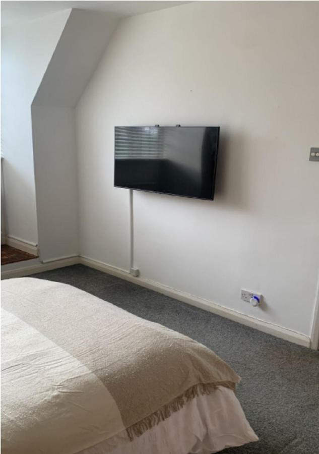 Wandsworth, South London Deluxe King Room 4 Exterior photo